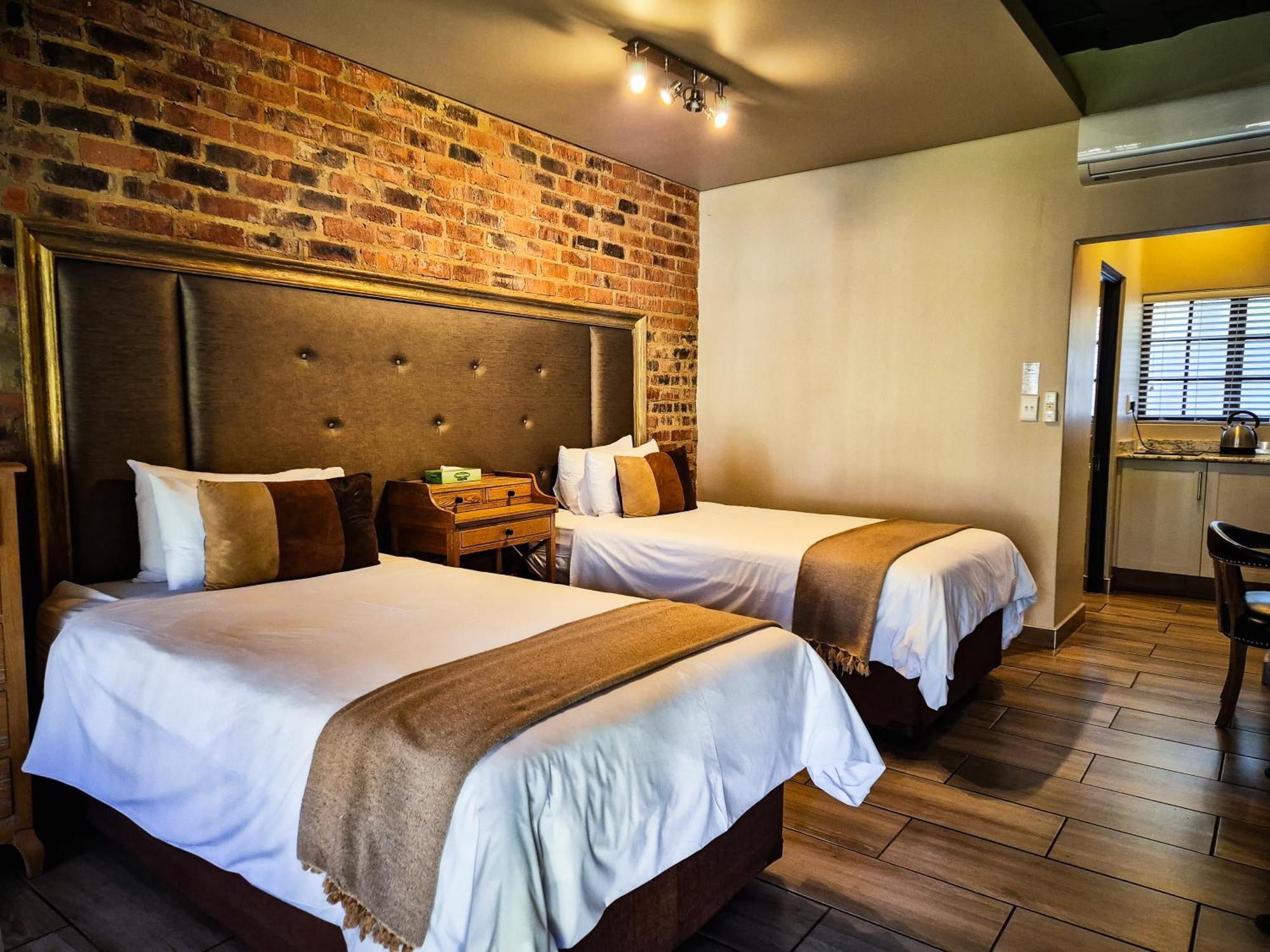 Three Rivers Lodge And Villas Vereeniging Exterior foto