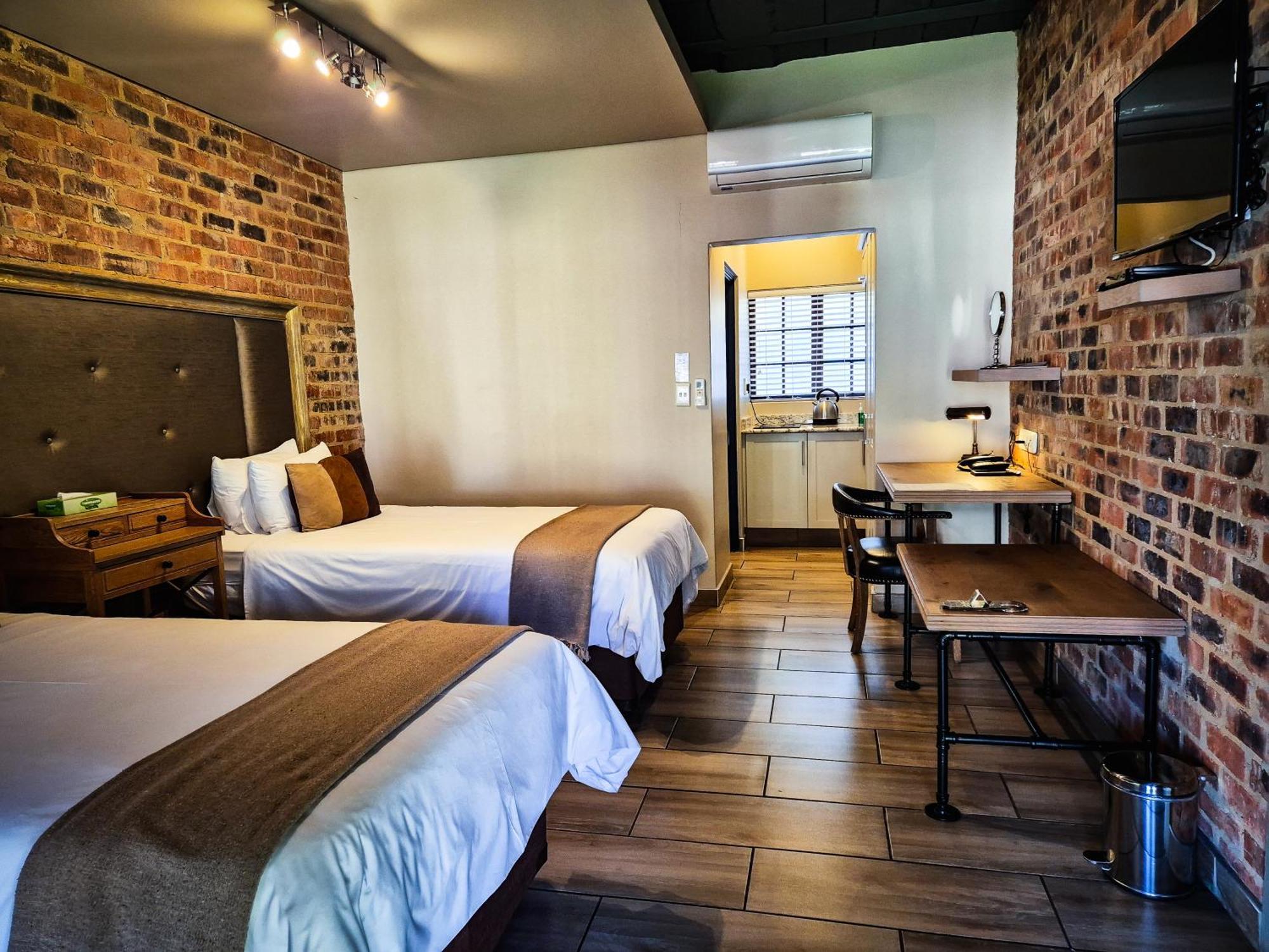 Three Rivers Lodge And Villas Vereeniging Exterior foto