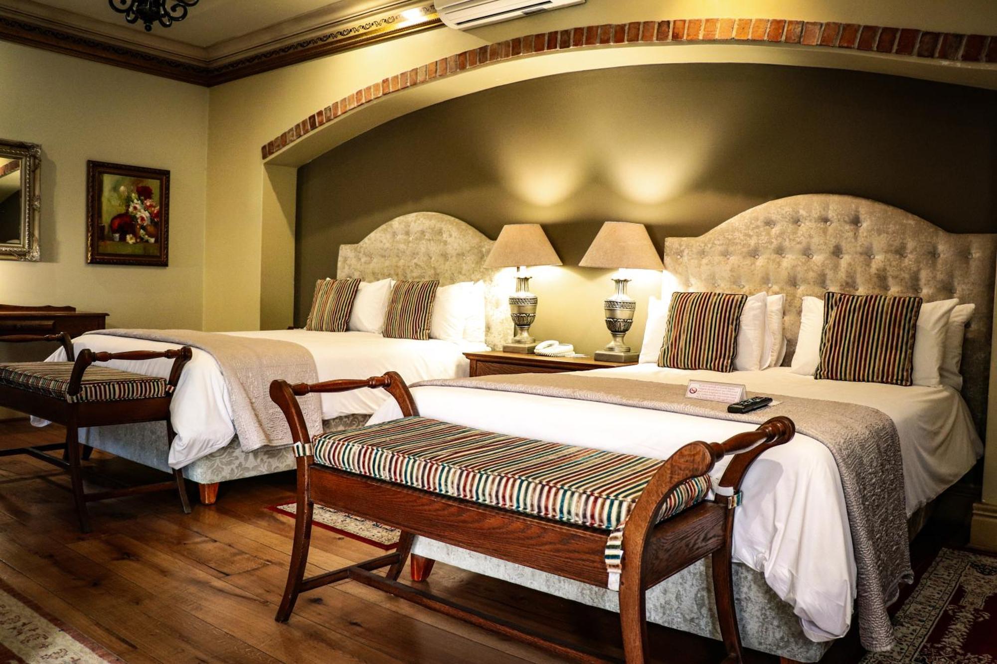 Three Rivers Lodge And Villas Vereeniging Exterior foto